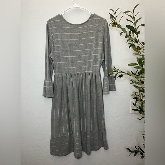 Gray Metallic Chevron Striped Dress - Picture 6 of 8
